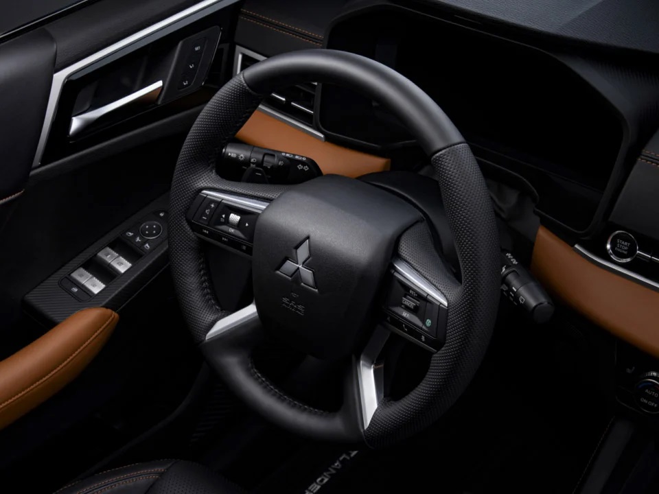 2022 Mitsubishi Outlander Steering Wheel