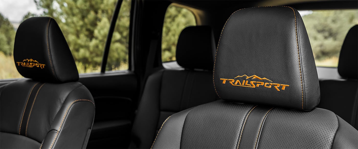 2022 Honda Passport Seats