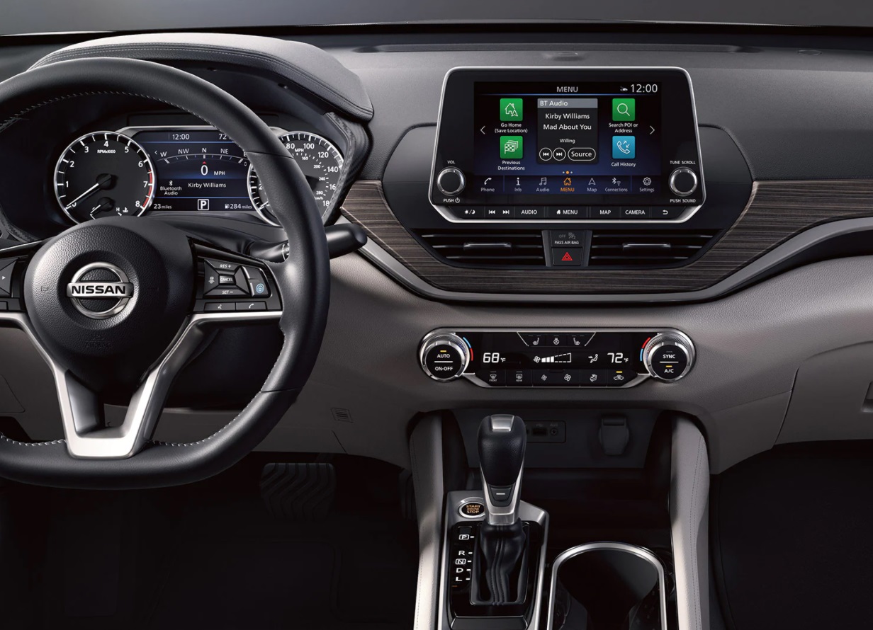 Dashboard in the 2022 Nissan Altima
