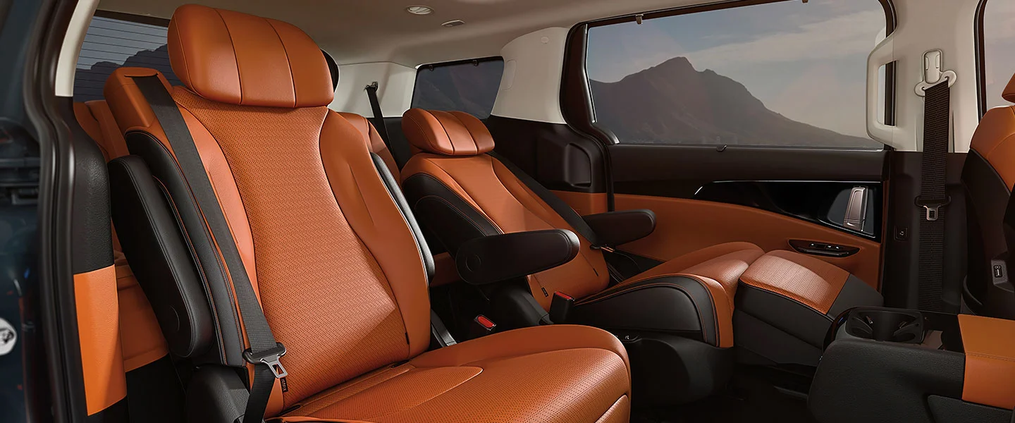 kia-2022-carnival-design-lounge-seating