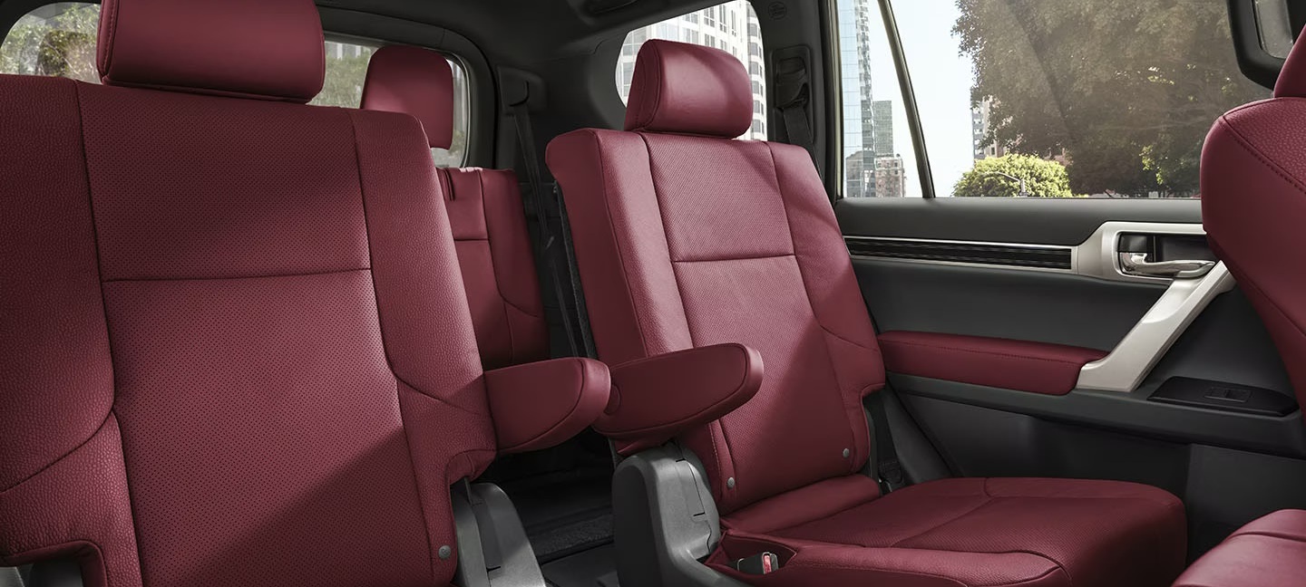2023 Lexus GX 460 Seating