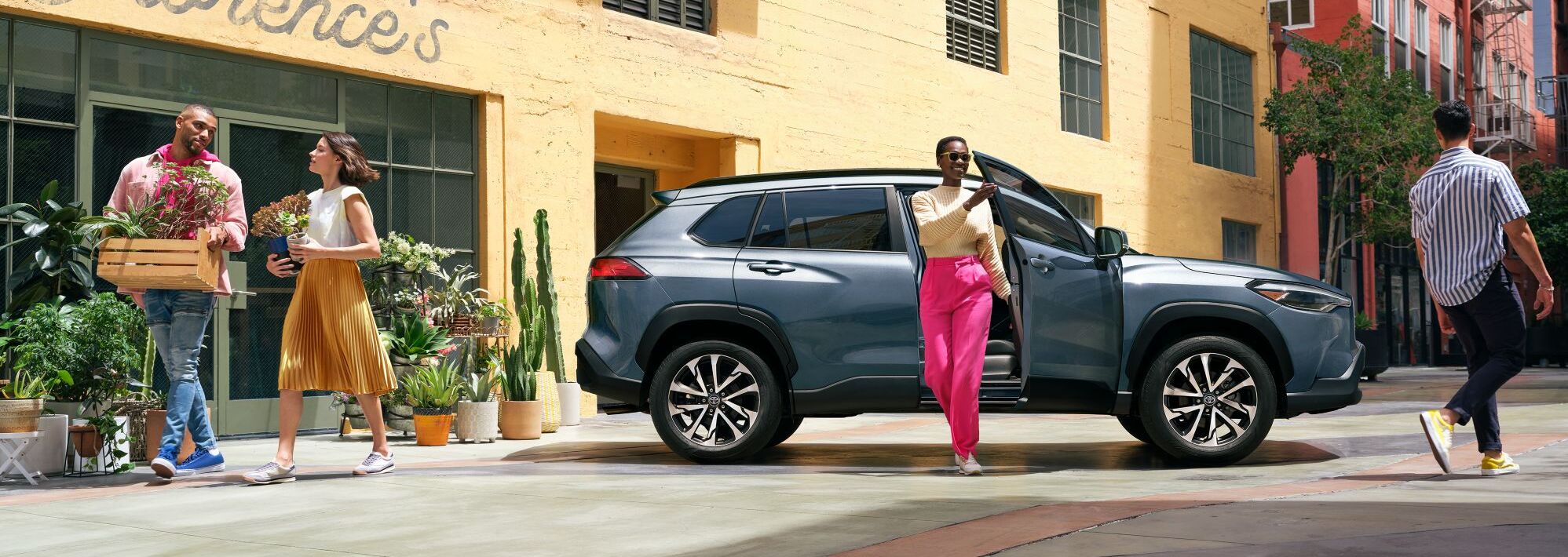 2022 Toyota Corolla Cross Lease near Olathe, KS, 66061 - Molle Toyota