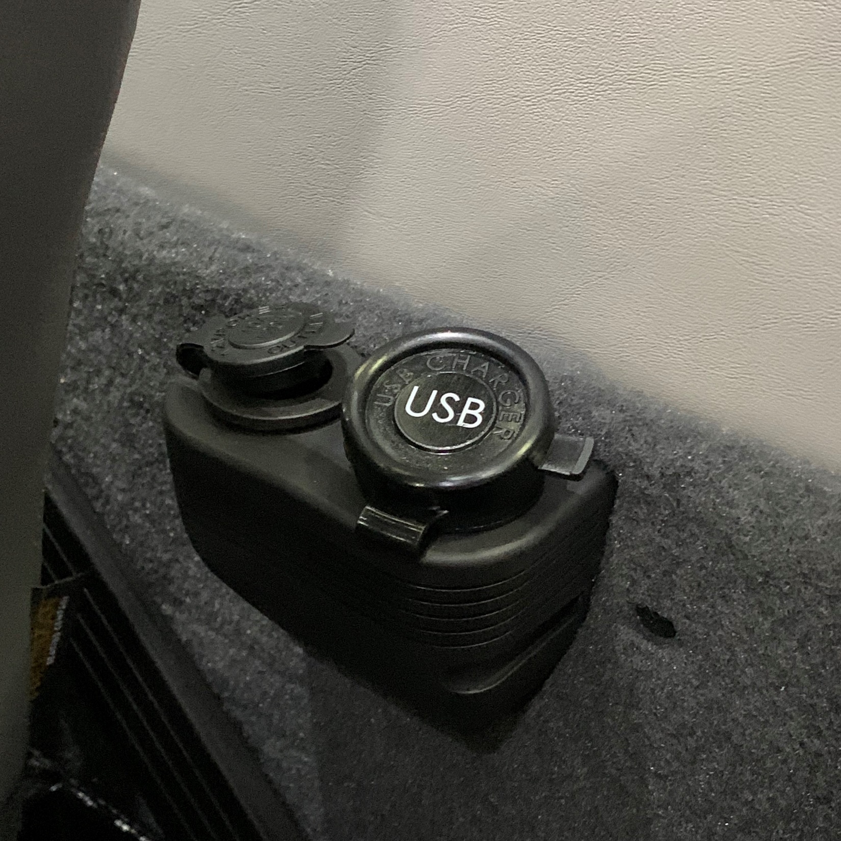 2023 Freightliner StarTrans USB Port