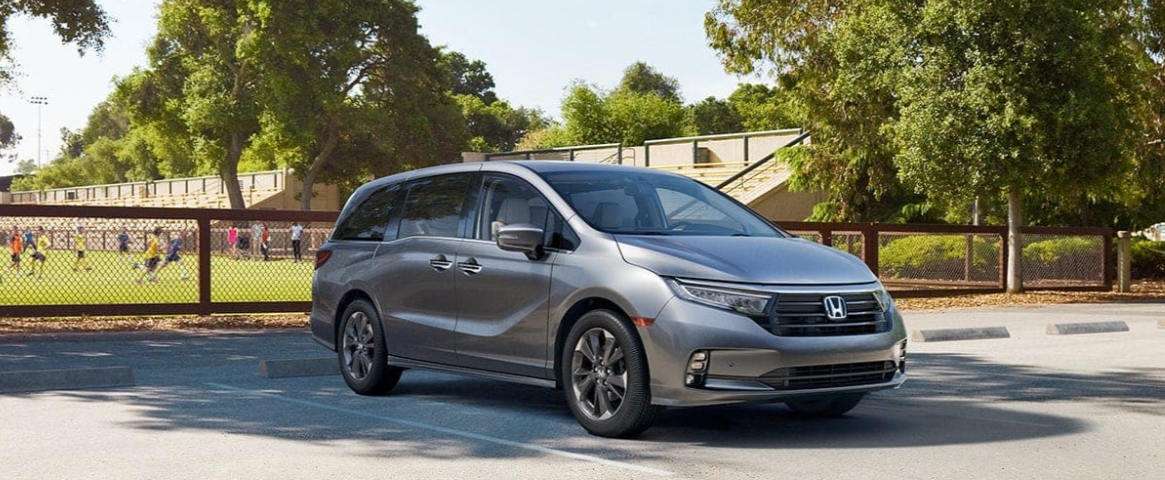 Honda Odyssey 2023 vs Toyota Sienna 2023 en Fredericksburg, VA