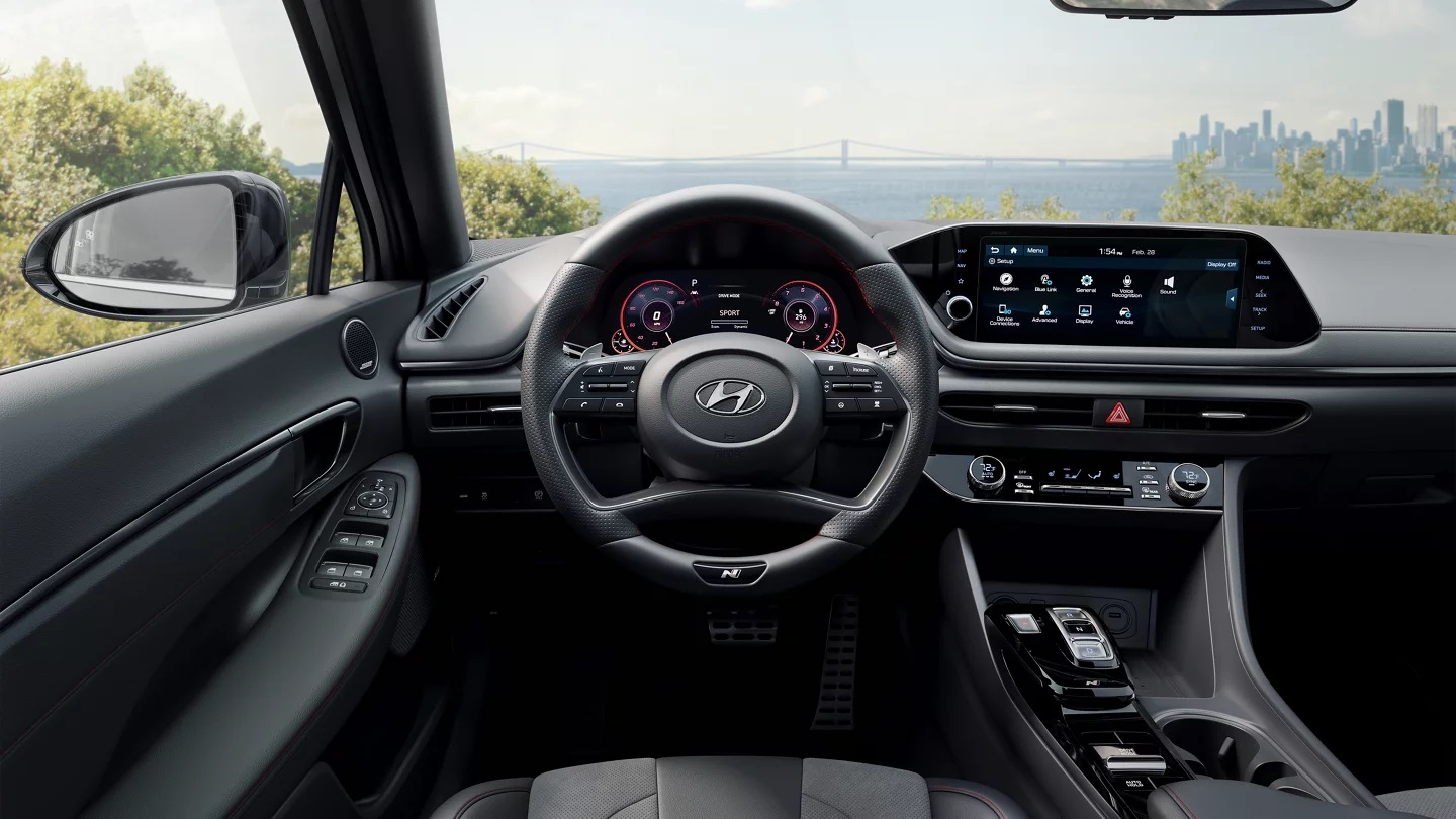 2023 Hyundai SONATA Dashboard and Steering Wheel