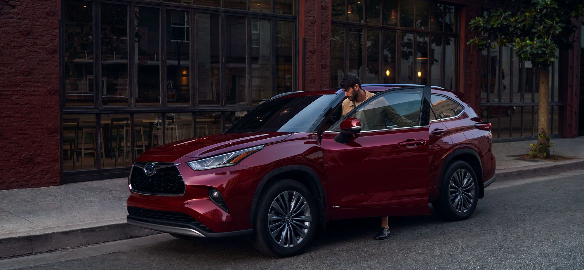 2022 Toyota Highlander Key Features in Rockford, IL
