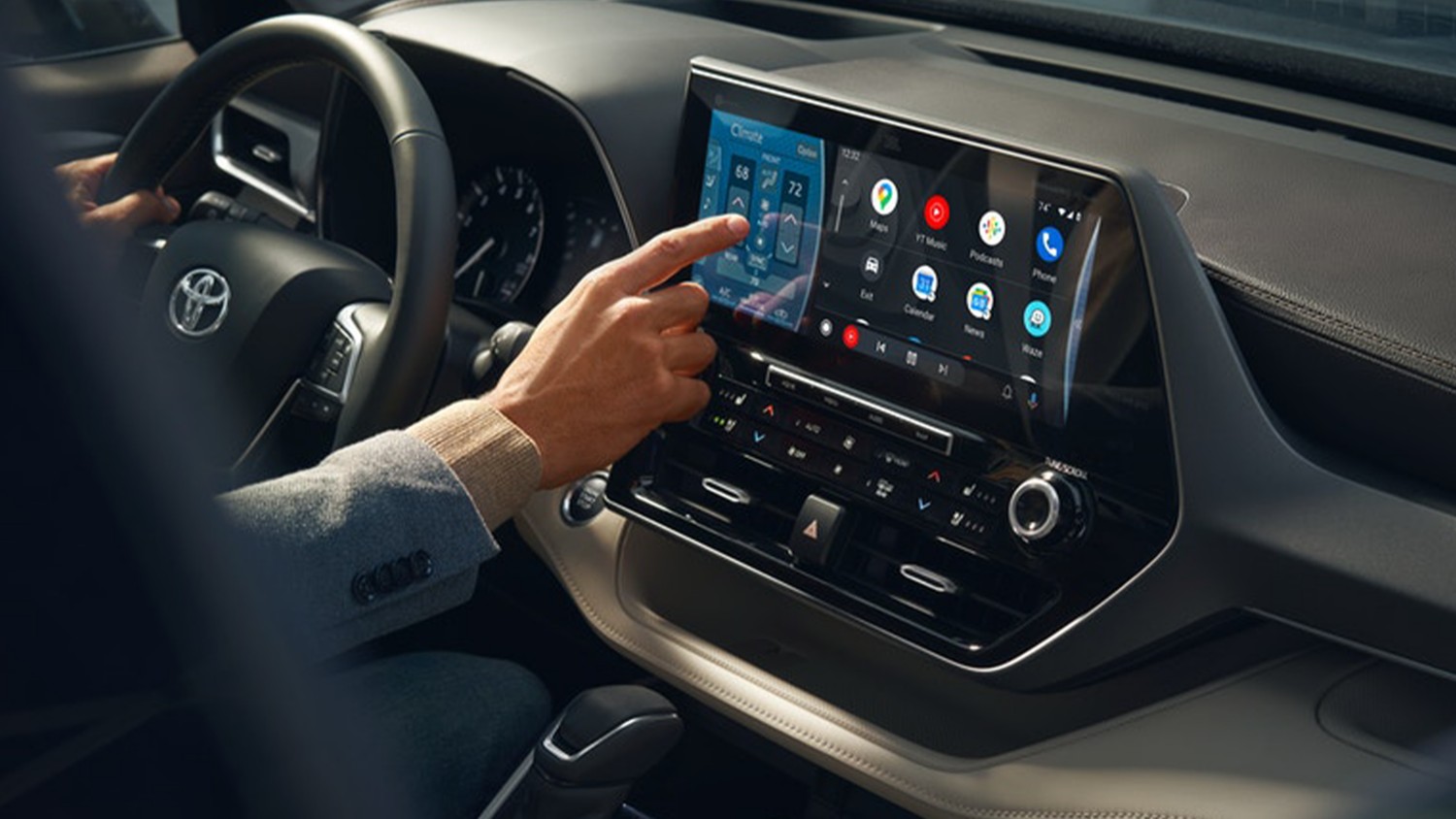 2022 Toyota Highlander Console