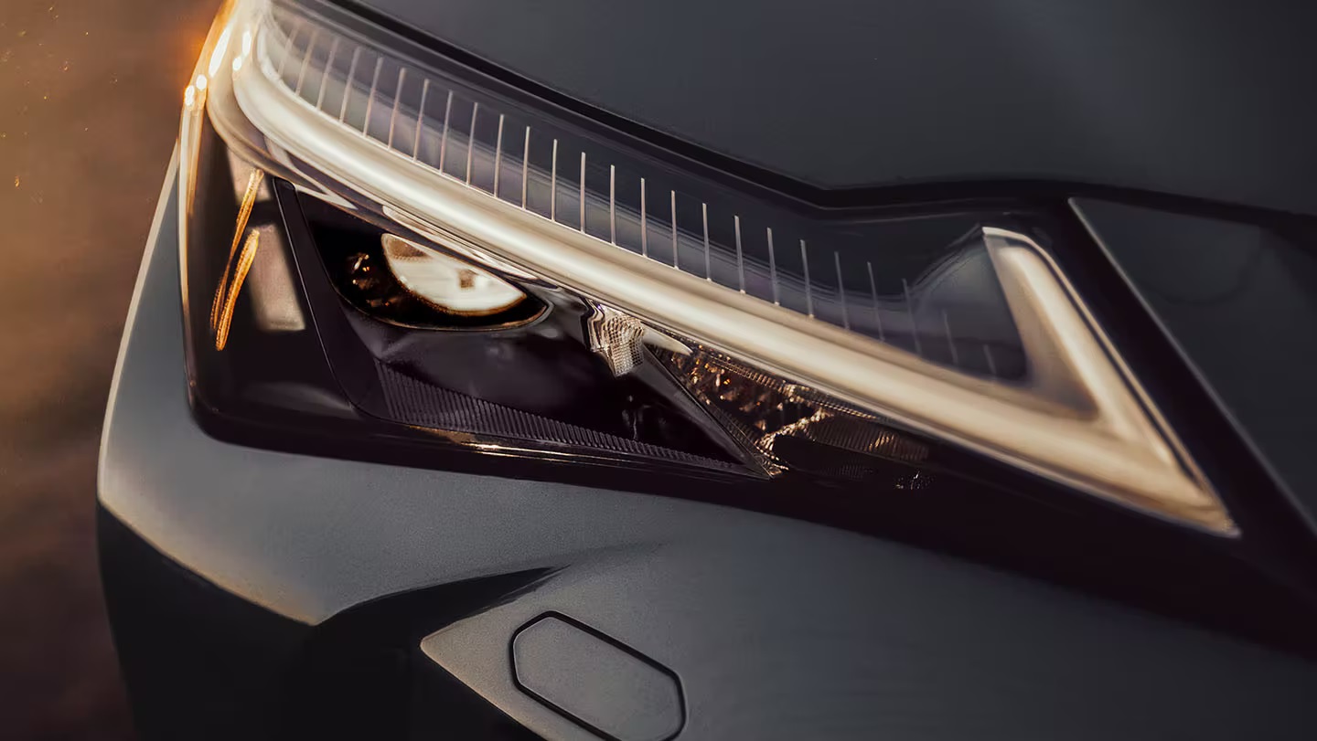 2023 Lexus UX 250h Headlight Design