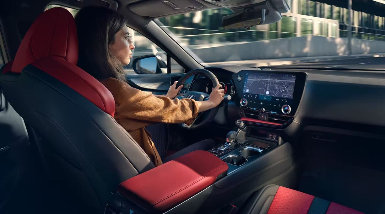 2022 Lexus NX 350h Front Row