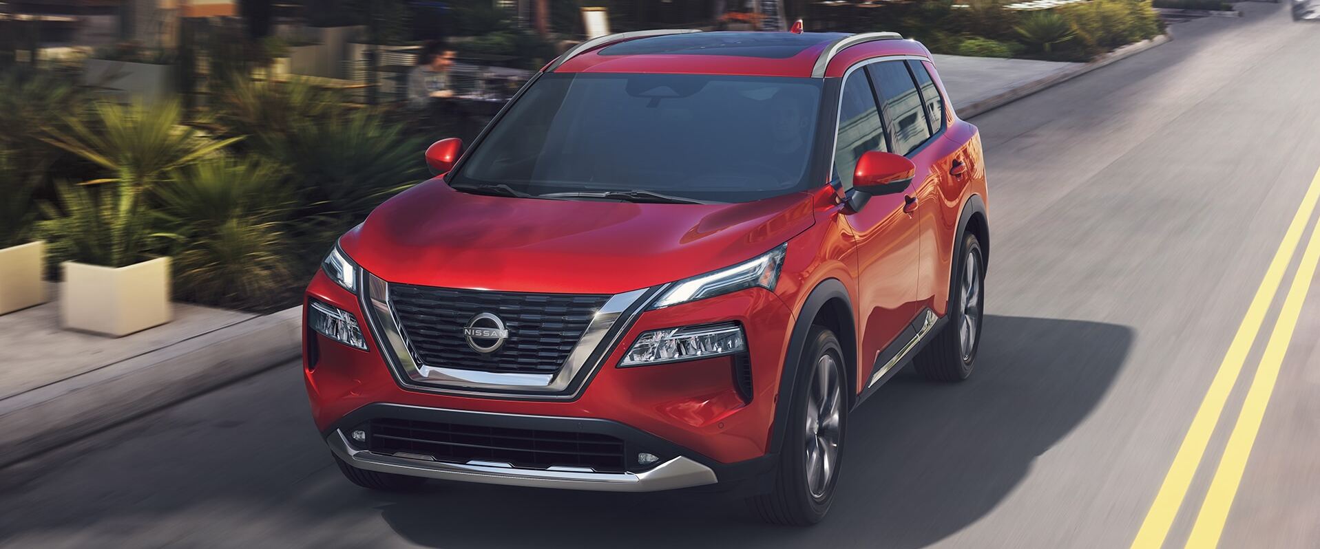 Nissan's 2021 Rogue Shows How Wireless CarPlay Is a Game Changer