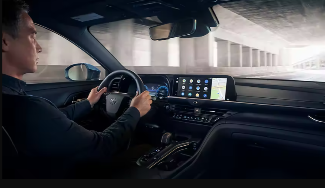 Toyota Crown Technology