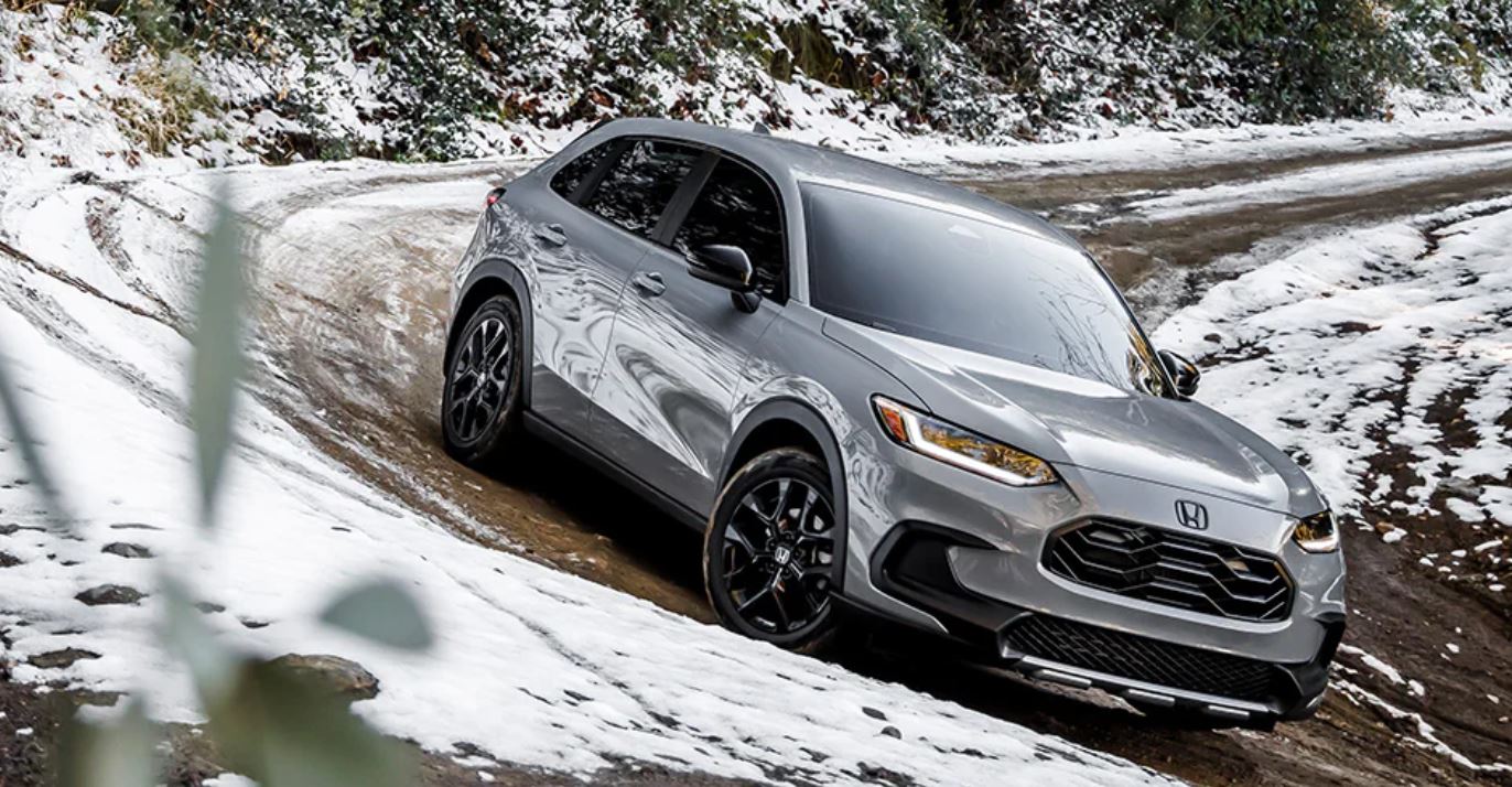 Conducir una pendiente cuesta abajo es más sencillo con el control de descenso de pendientes.