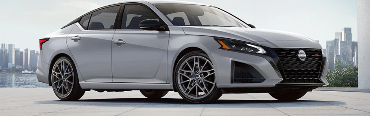 2023 Nissan Altima Lease in Chicago, IL