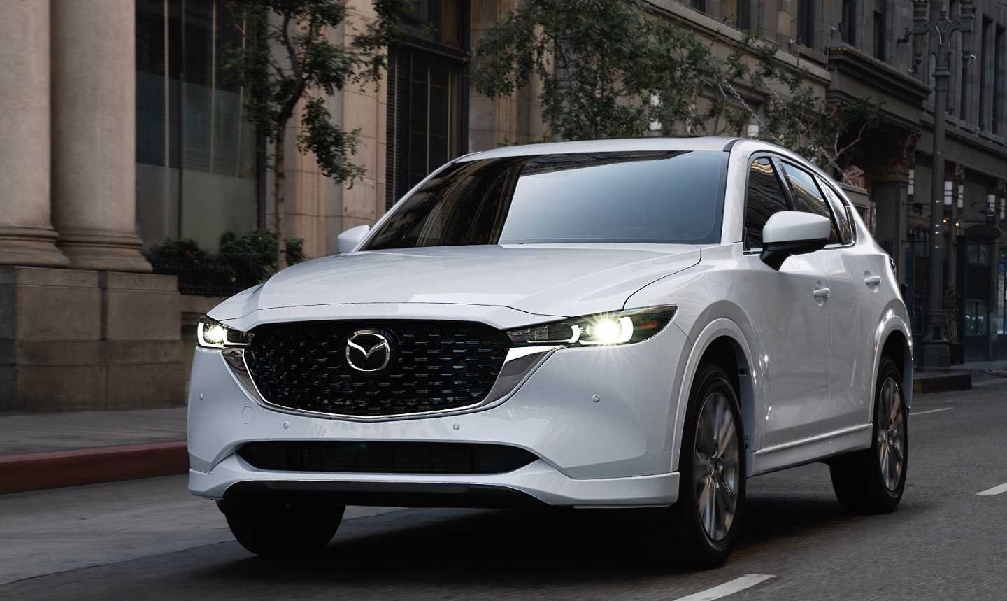 2023 Volkswagen Tiguan vs 2023 MAZDA CX-5 near Patchogue, NY - East Hills  Volkswagen of Sayville