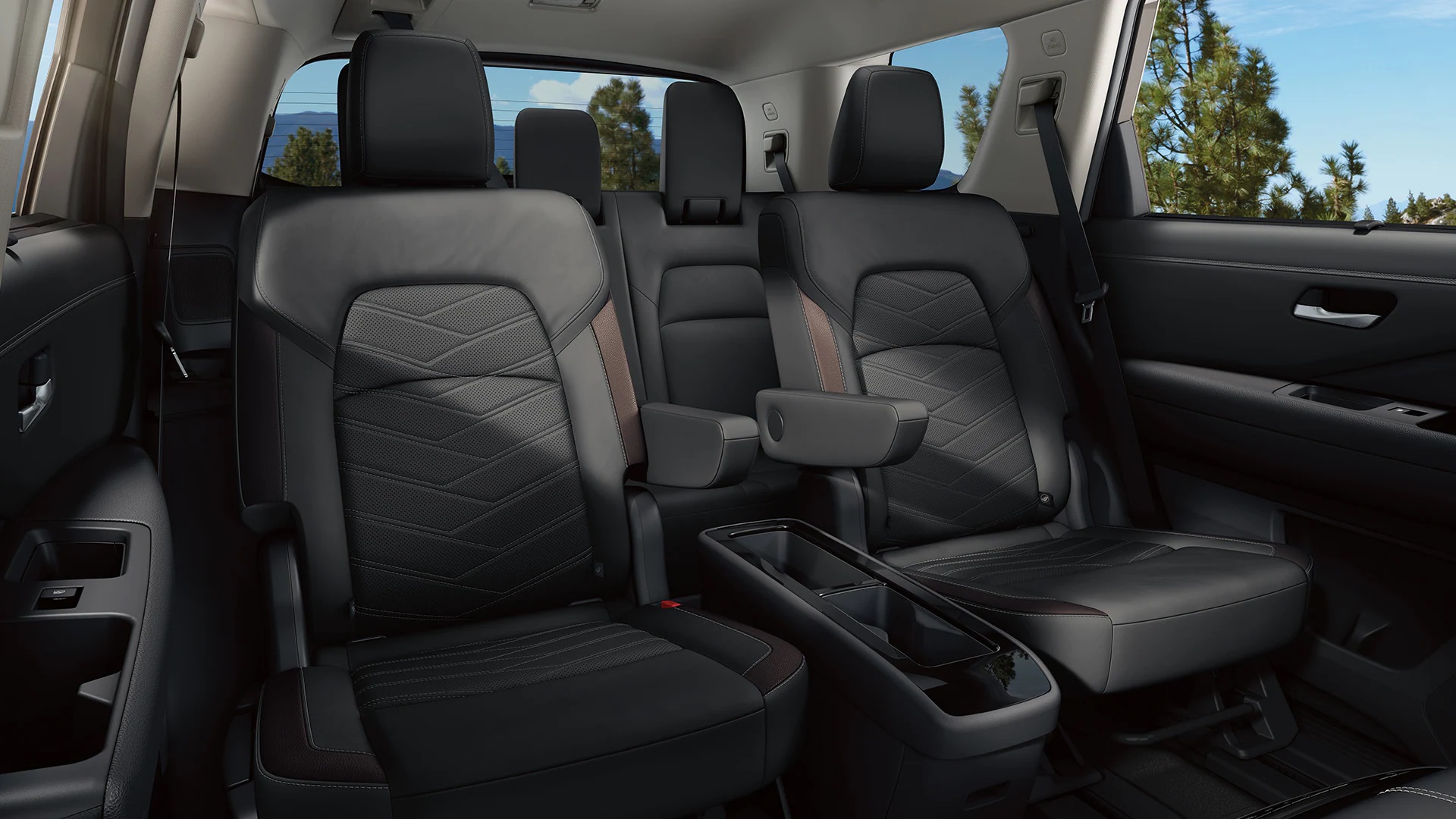 2023 Nissan Pathfinder Seating