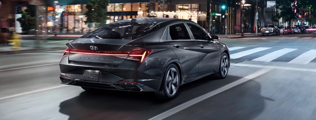 One-Owner Used Hyundai ELANTRA for Sale near New Braunfels, TX