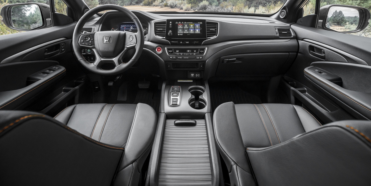 2023 Honda Passport Interior