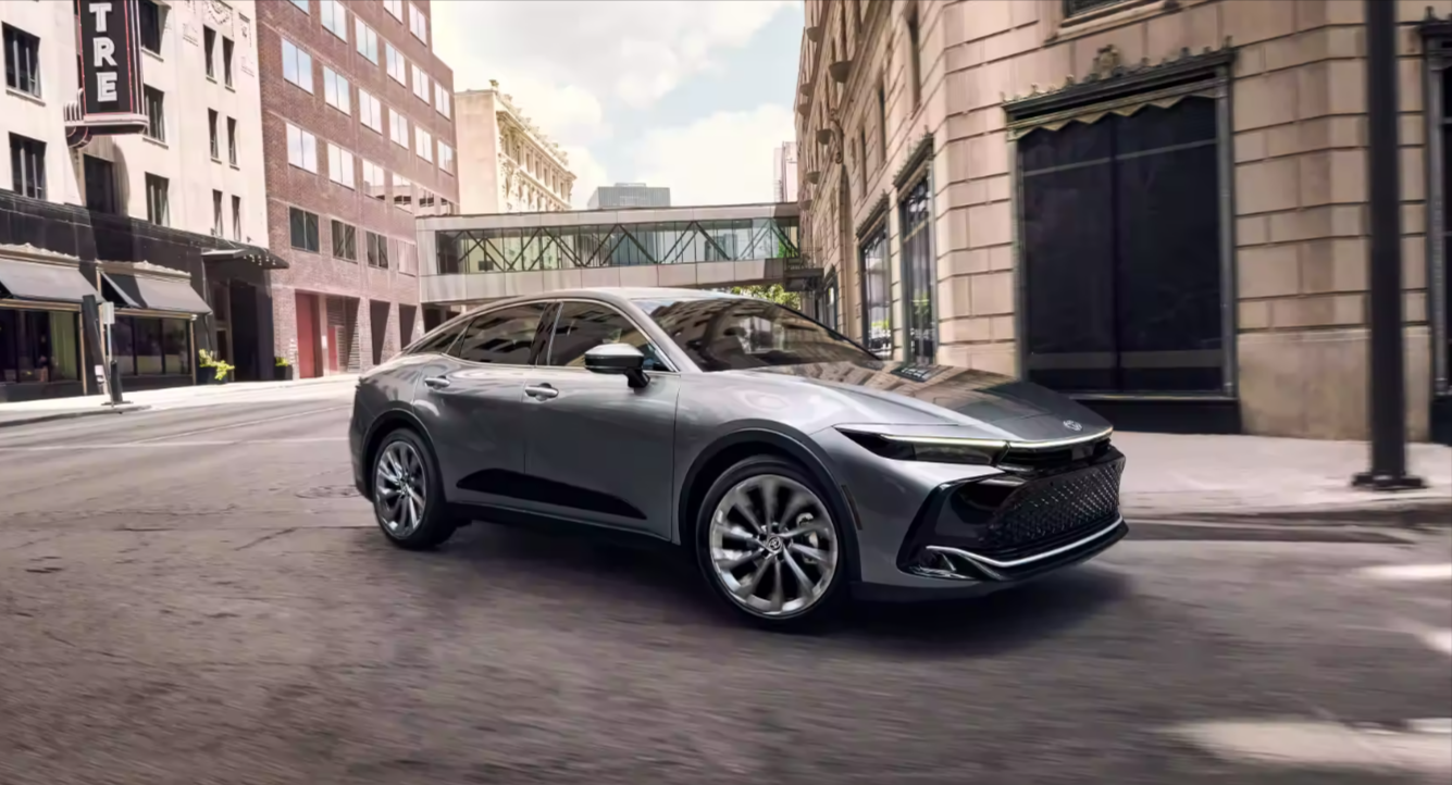 Toyota Crown Exterior Design