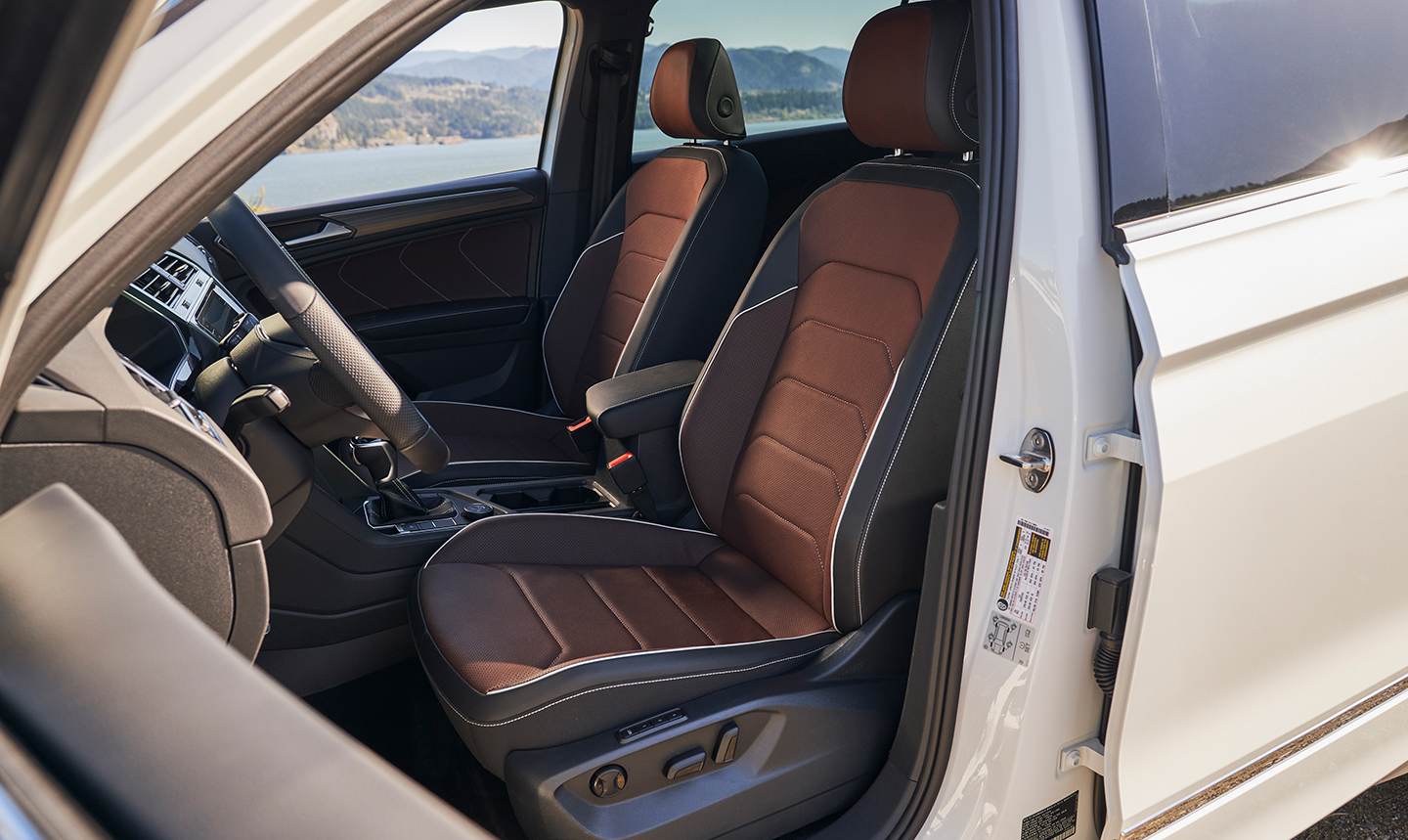 2023 Volkswagen Tiguan for Sale near Waldorf, MD Pohanka Volkswagen