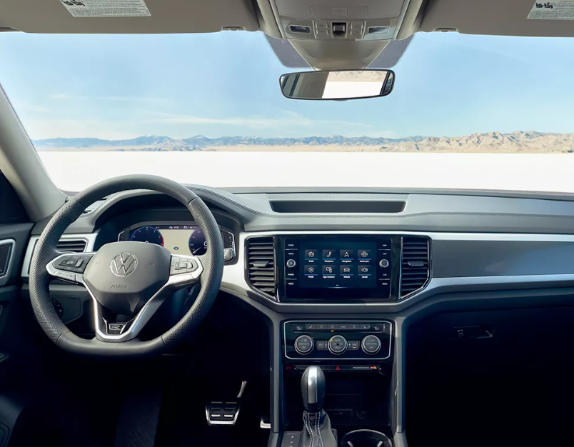 2023 Volkswagen Atlas vs 2023 Nissan Rogue near Patchogue, NY East