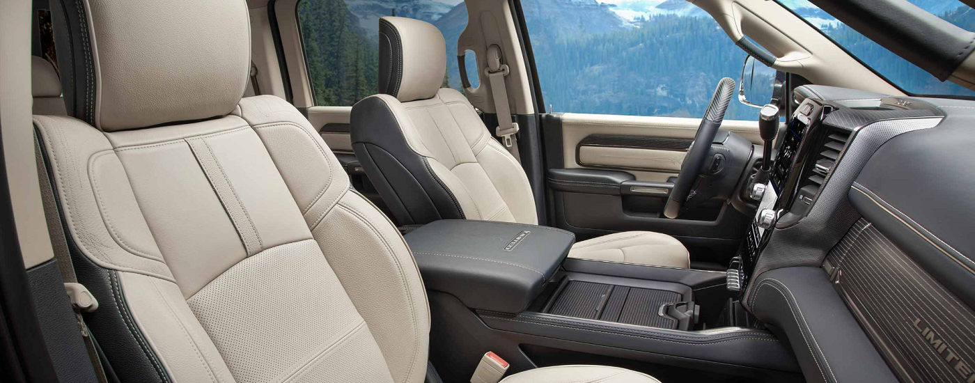 2022 Ram 2500 Interior Front Cabin