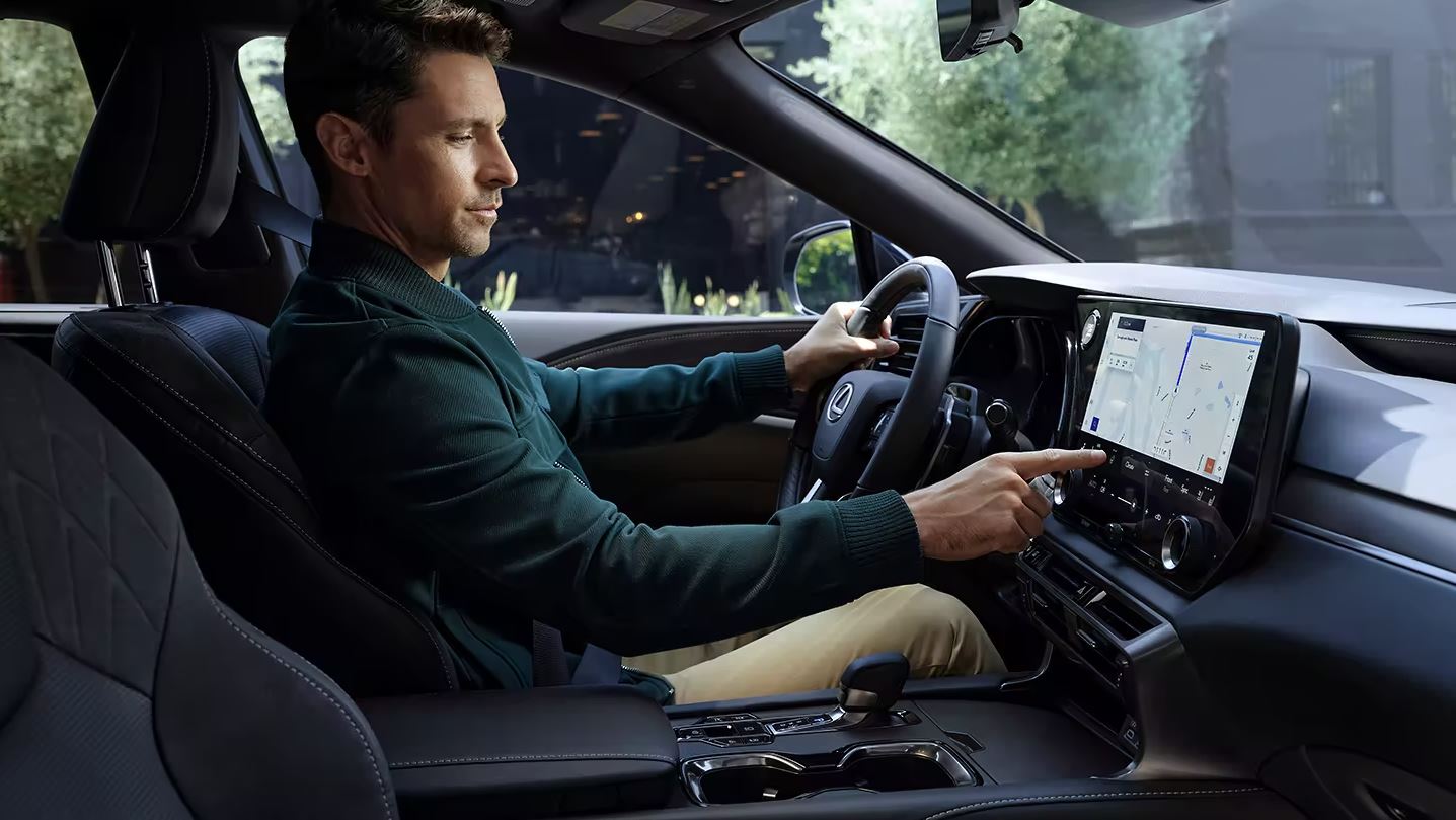 2023 Lexus RX 350h Touchscreen