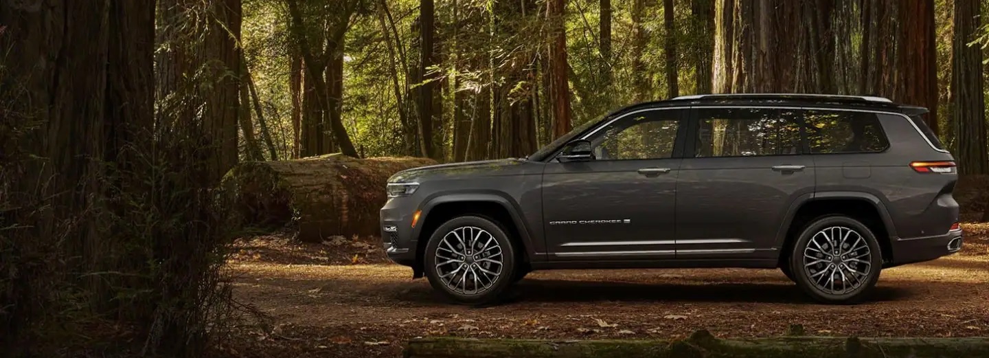 2023 Jeep Grand Cherokee L for Sale near Springfield, IL