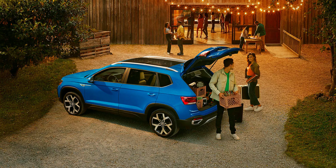 2023 Volkswagen Taos Lease in Sayville, NY East Hills Volkswagen of