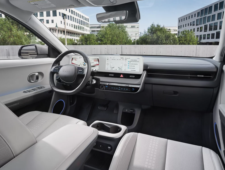 2023 IONIQ 5 Dashboard