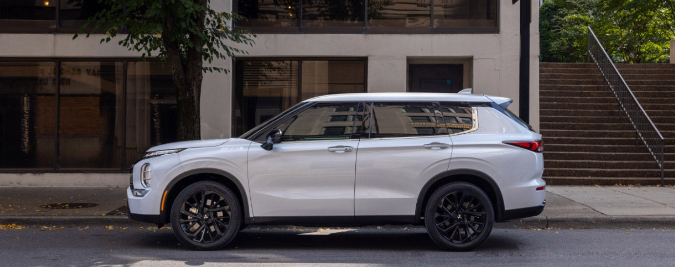 2023 Mitsubishi Outlander for Sale near Towson, MD Antwerpen Mitsubishi