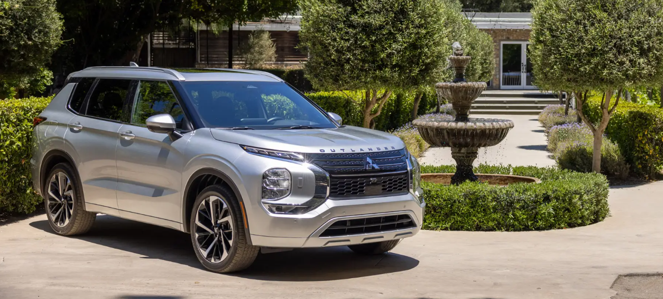 2023 Mitsubishi Outlander for Sale near Gulf Breeze, FL