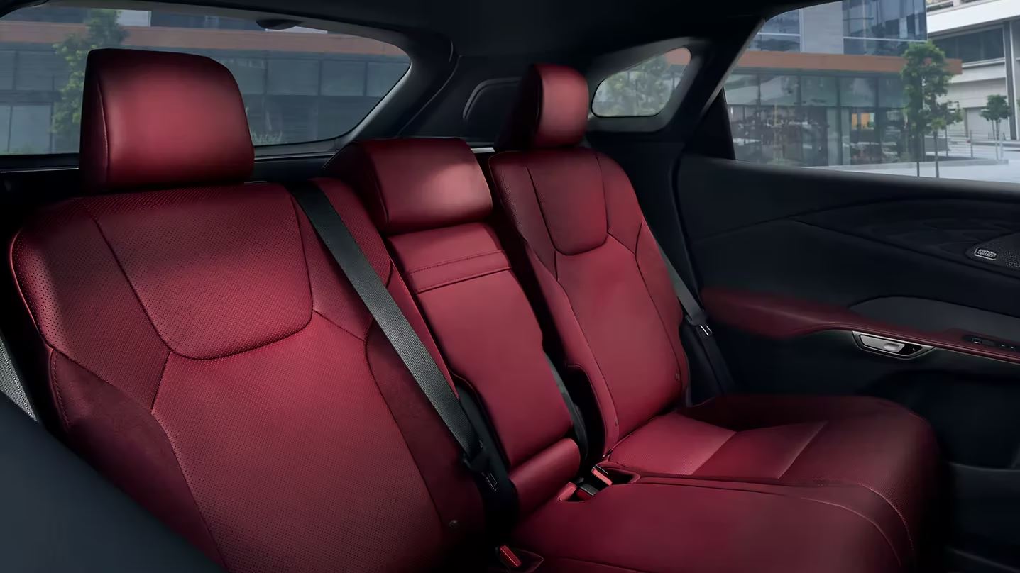 2023 Lexus RX 350h Back Seats