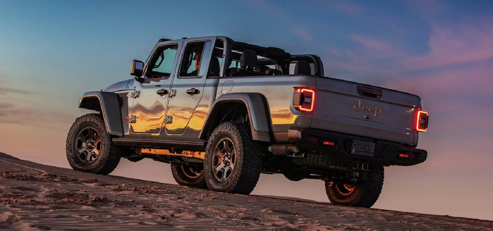 2023 Toyota Tacoma vs 2023 Jeep Gladiator in El Cajon, CA Toyota