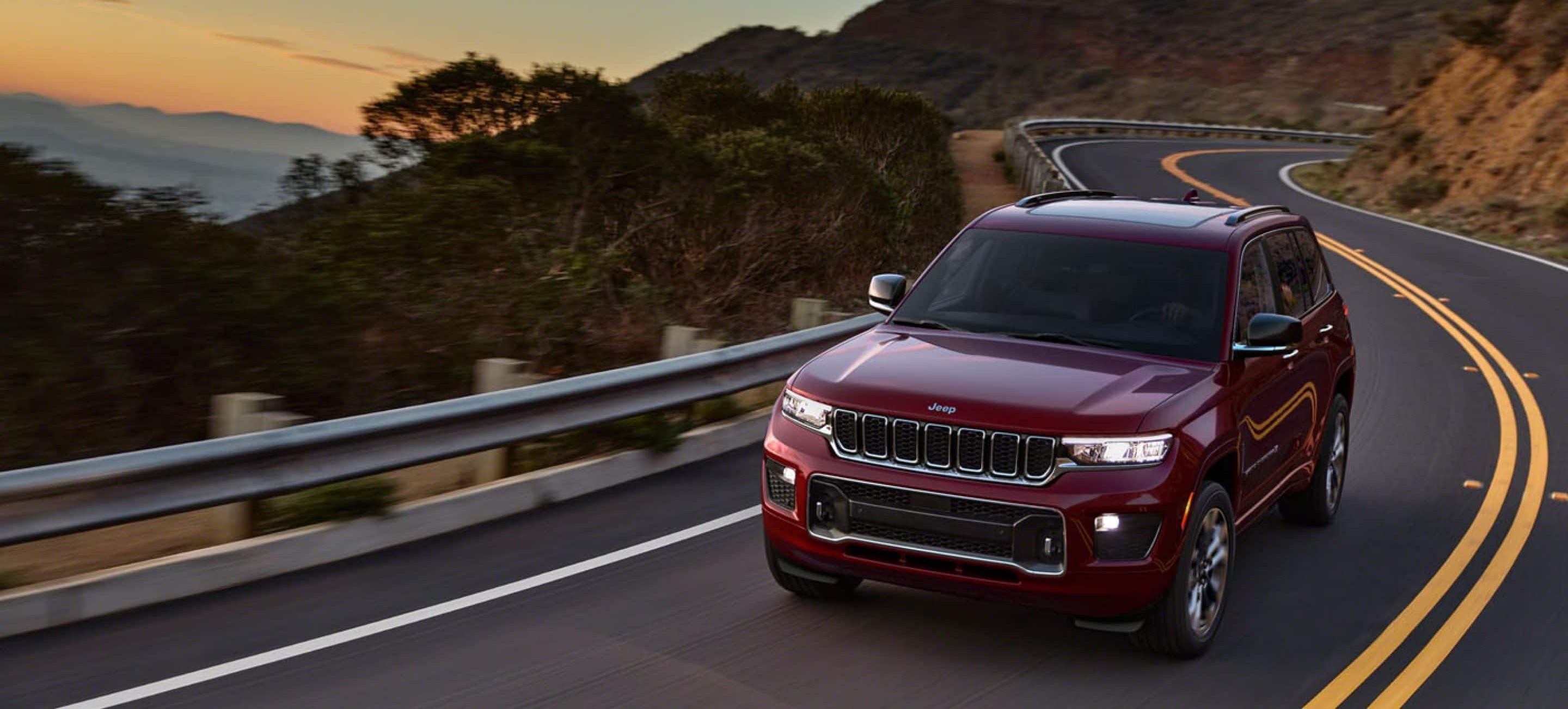 2023 Jeep Grand Cherokee Summit Overview near Oklahoma City, OK