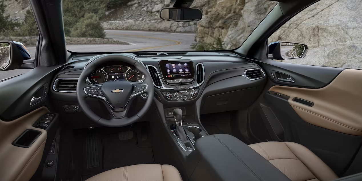 2023 Chevrolet Equinox Front Control Center