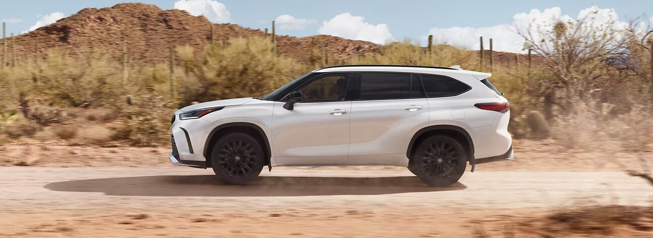 2023 Toyota Highlander for Sale near Kansas City, KS