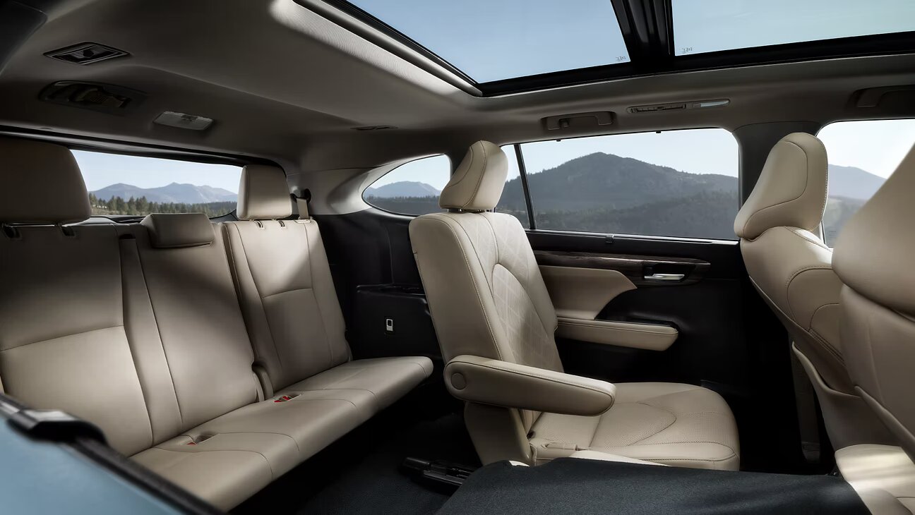 Interior of 2023 Toyota Highlander