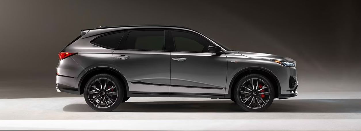 2023 Acura MDX vs 2023 Genesis GV80 near Waukesha, WI