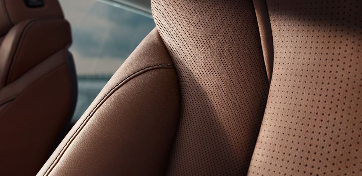 2023 Acura MDX Seating Surfaces