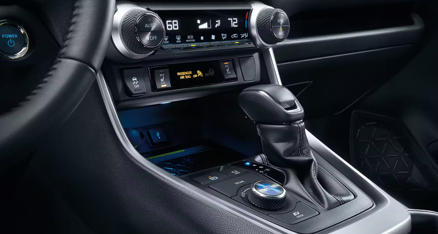 2023 Toyota RAV4 Hybrid Dual Zone Climate Control