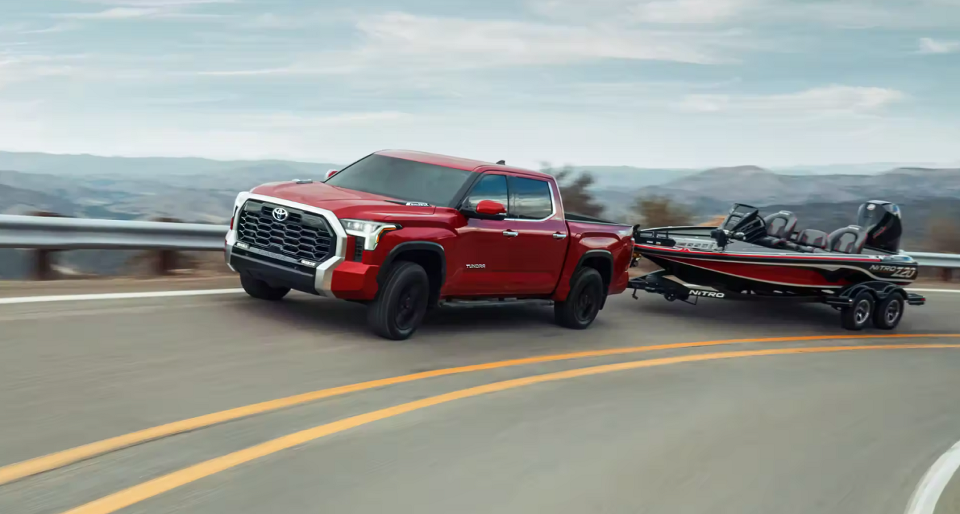 2023 Toyota Tundra Lease in Rockford, IL