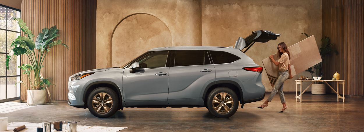 2023 Toyota Highlander Hybrid for Sale near Quincy, MA