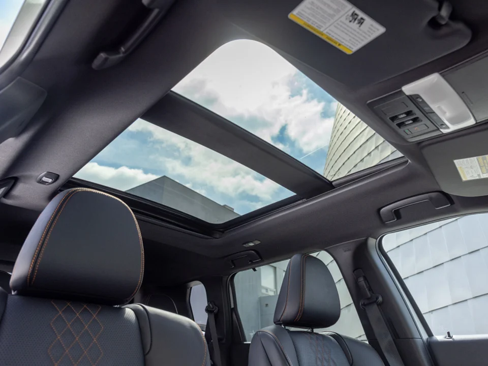 2023 Outlander Available Panoramic Sunroof