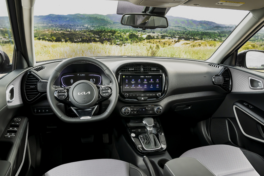 2023 Kia Soul Dashboard