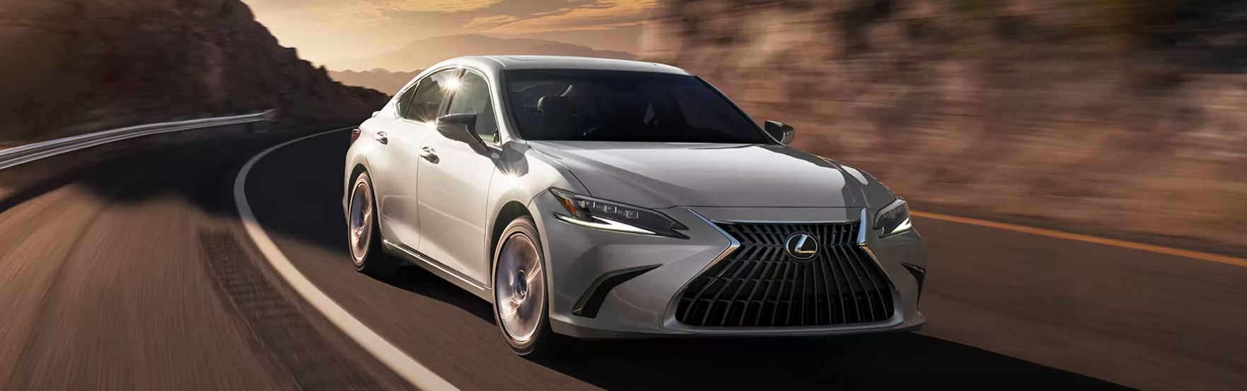 2023 Lexus ES 300h for Sale near Deerfield, IL - Lexus of Highland Park