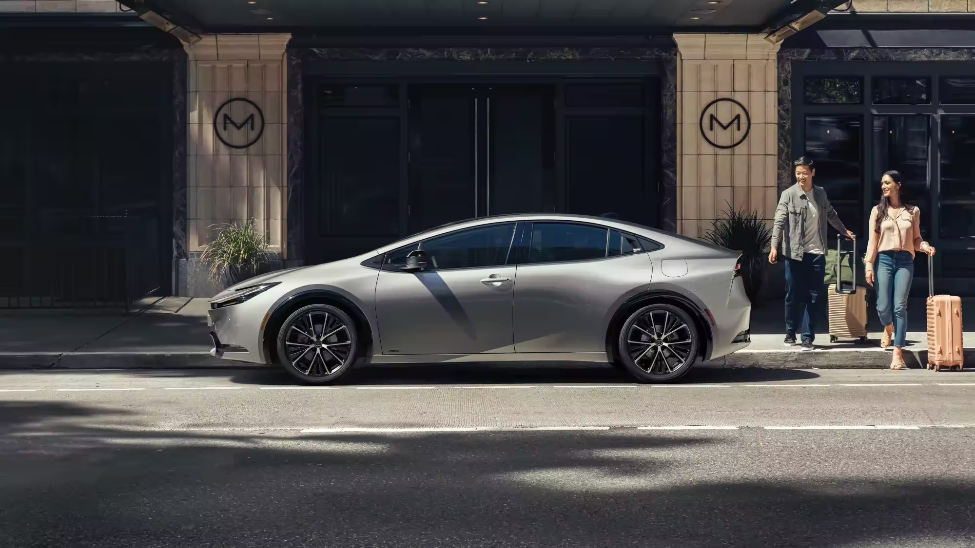 2023 Toyota Prius Key Features near Woodland Hills, CA