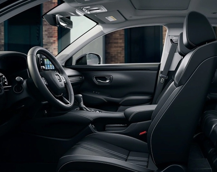 2023 HR-V Front Row