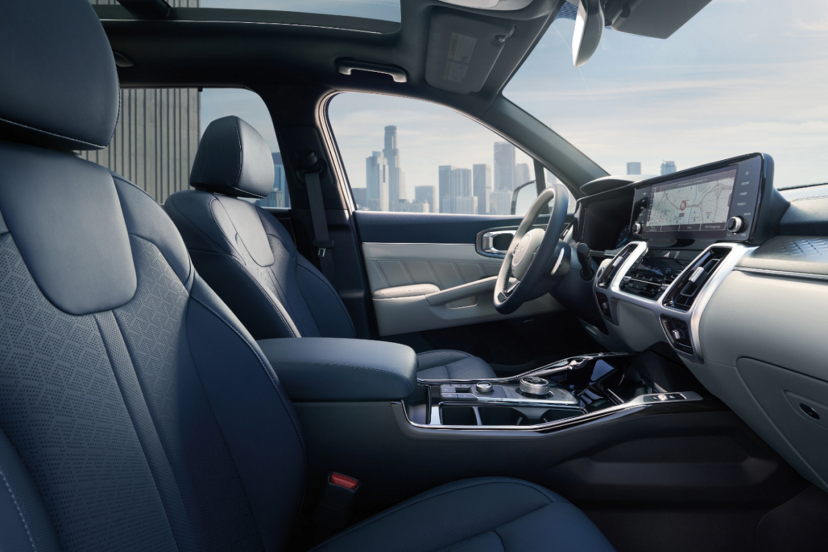 2023 Kia Sorento Hybrid Front Cabin