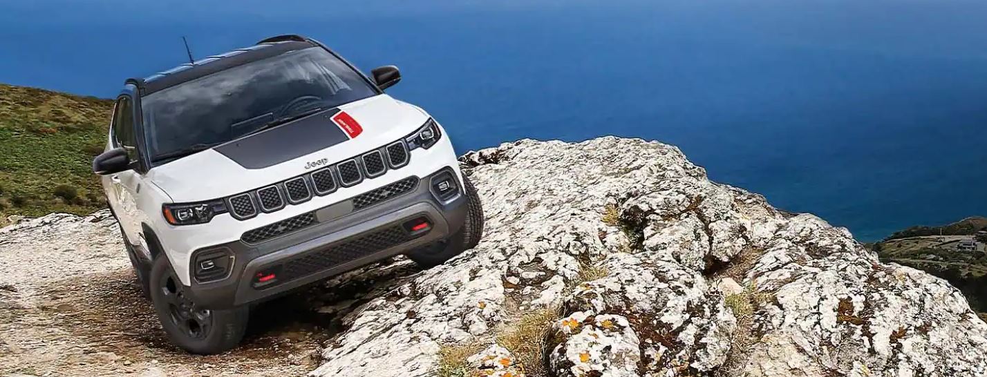 2023 Jeep Compass for Sale near Lexington, KY Chrysler of Lawrenceburg