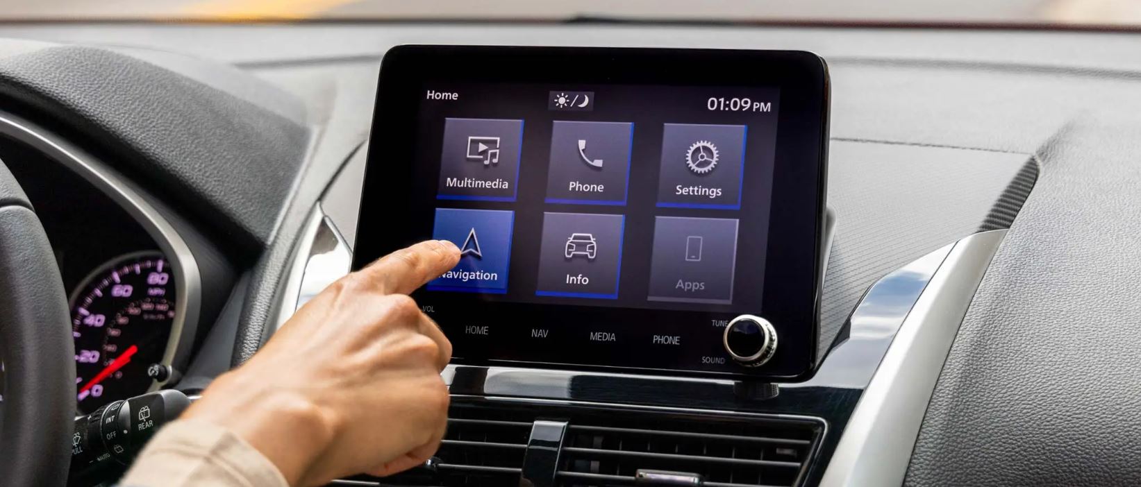 2023 Mitsubishi Eclipse Cross Touchscreen